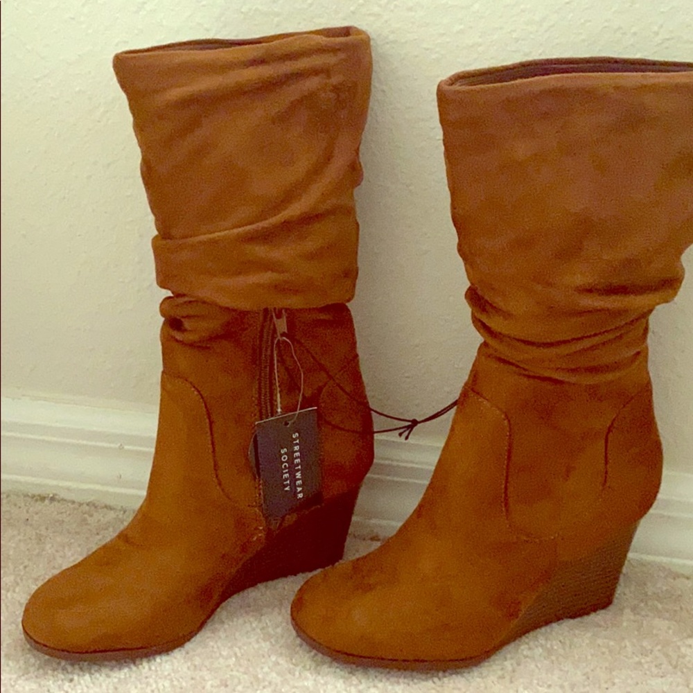 Mid brown Sueded Boots